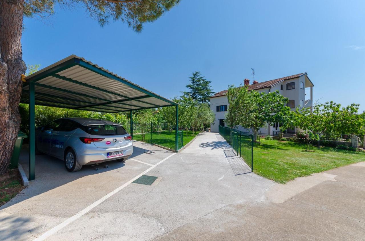 Apartments Dragutin Medulin Kültér fotó